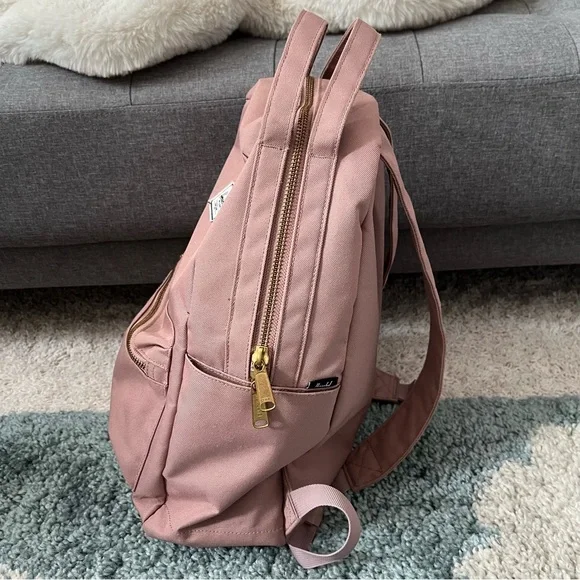 Herschel Ash Rose Classic Backpack - Picture 4 of 8